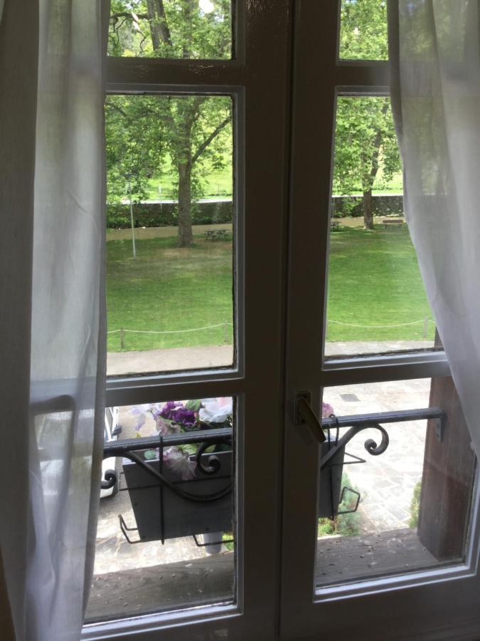 Auberge Henri IV Segur-le-Chateau Eksteriør bilde